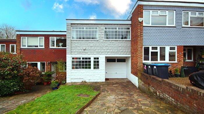 3 Bedroom Terraced House For Sale In Monkchester Close, Loughton, IG10