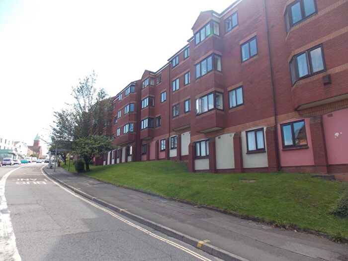 1 Bedroom Flat To Rent In Barrington Court, Winton Street, Totterdown, BS4