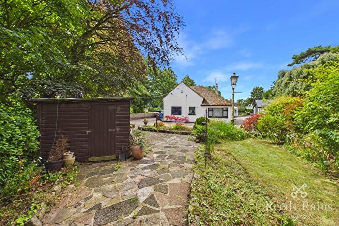 3 Bedroom Bungalow For Sale In Offerton Green, Offerton, Stockport, Cheshire, SK2