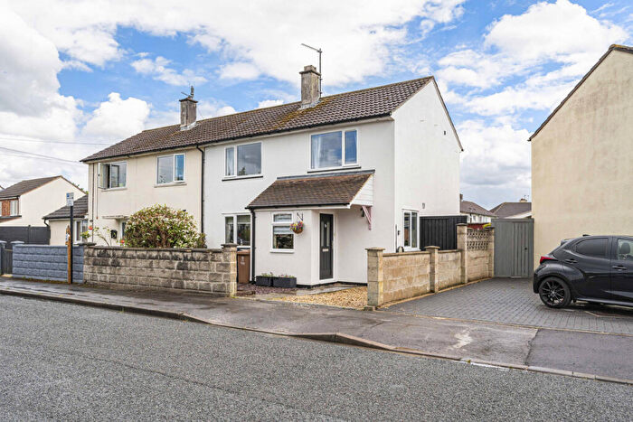 3 Bedroom Semi-Detached House For Sale In Corunna Crescent, Oxford, OX4