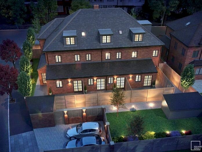 2 Bedroom Flat To Rent In Edgwarebury Lane, Edgware, HA8