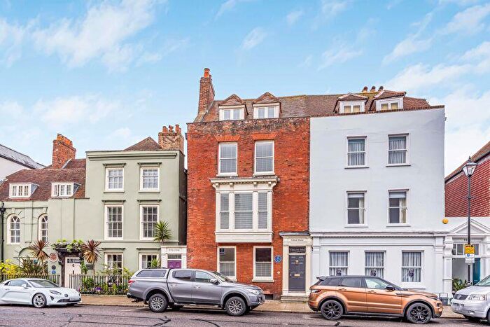 5 Bedroom Terraced House For Sale In High Street, Old Portsmouth, PO1