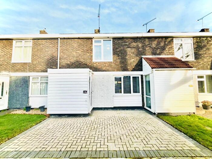 2 Bedroom Terraced House For Sale In Bretons, Basildon, SS15