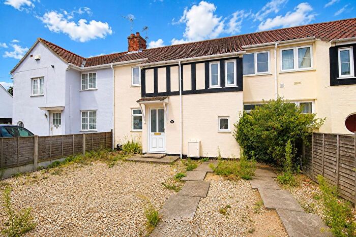 3 Bedroom Terraced House For Sale In Gipsy Close, Norwich, NR5