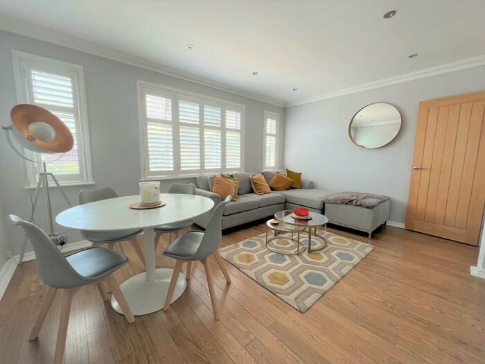 2 Bedroom Apartment To Rent In Geddy Court, Hare Hall Lane, Gidea Park, RM2