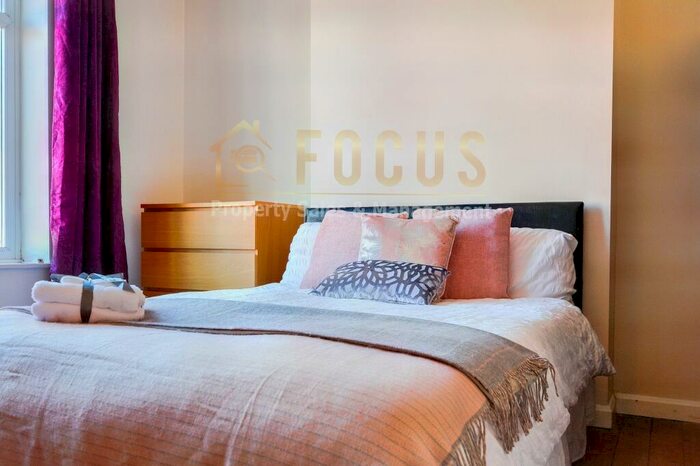 4 Bedroom Terraced House To Rent In Lytton Road, Leicester, LE2