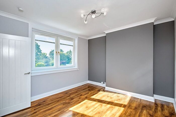 3 Bedroom Flat For Sale In Lampacre Road, Corstorphine, Edinburgh, EH12