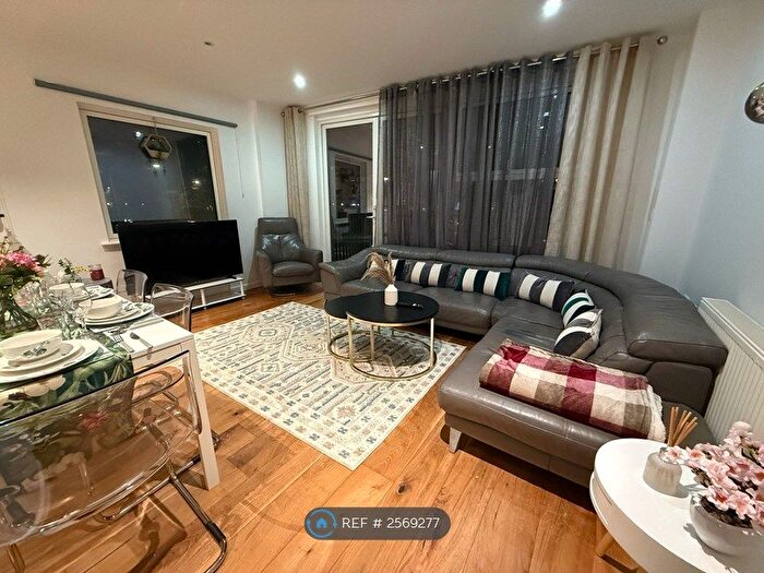 2 Bedroom Flat To Rent In Grahame Park Way, London, NW9