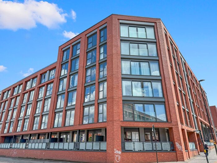 1 Bedroom Flat For Sale In Bradford Street, Birmingham, B12