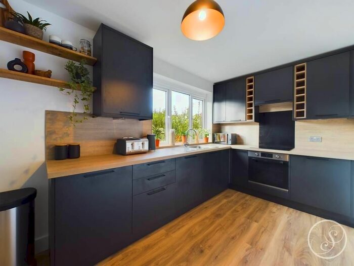 2 Bedroom Terraced House To Rent In Skelton Road, Leeds, LS9