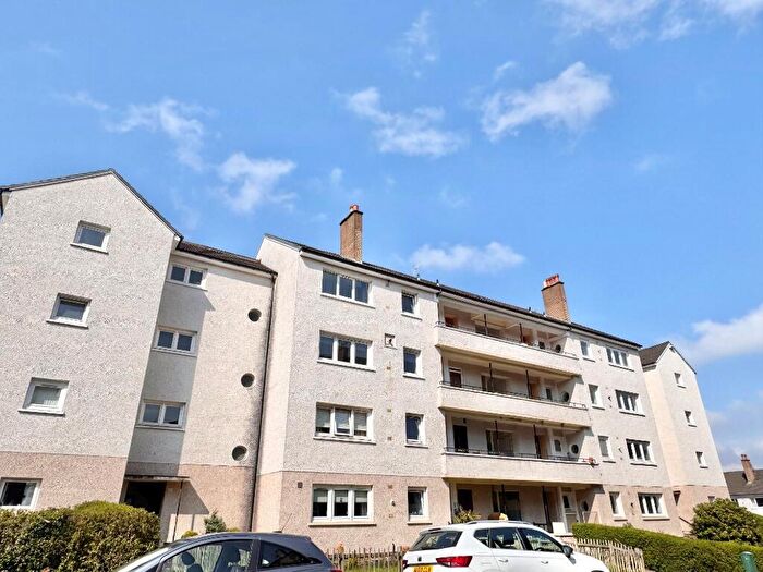 3 Bedroom Flat To Rent In Thornwood Avenue, Thornwood, Glasgow, G11