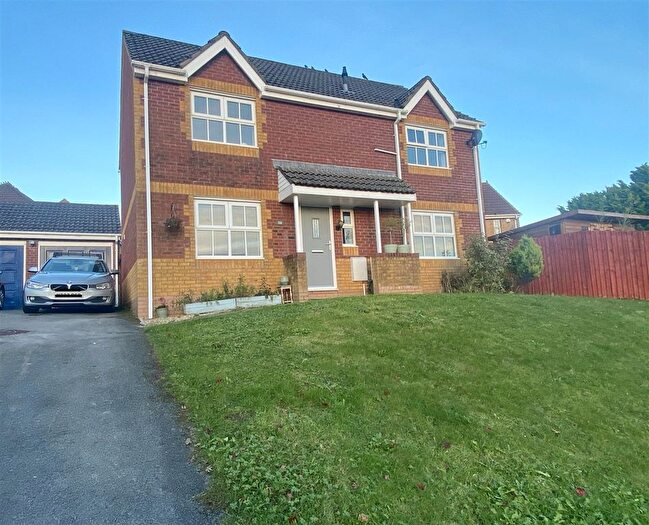 4 Bedroom Detached House For Sale In Maes Ty Gwyn, Llangennech, Llanelli, SA14