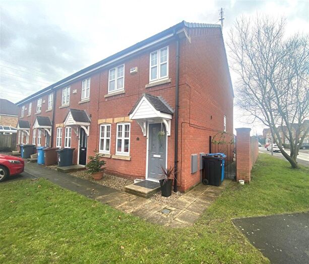 3 Bedroom Property To Rent In Flanders Red, Hull, HU7