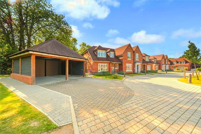 2 Bedroom Semi-Detached House To Rent In Chobham, GU24