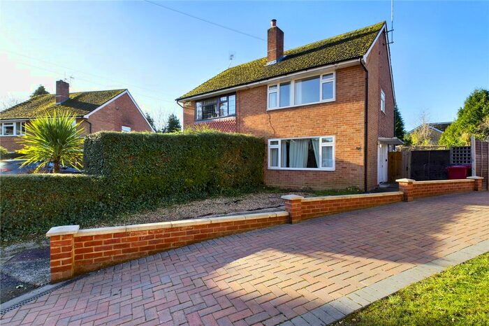 3 Bedroom Semi-Detached House To Rent In Lea Close, Reading, Berkshire RG30