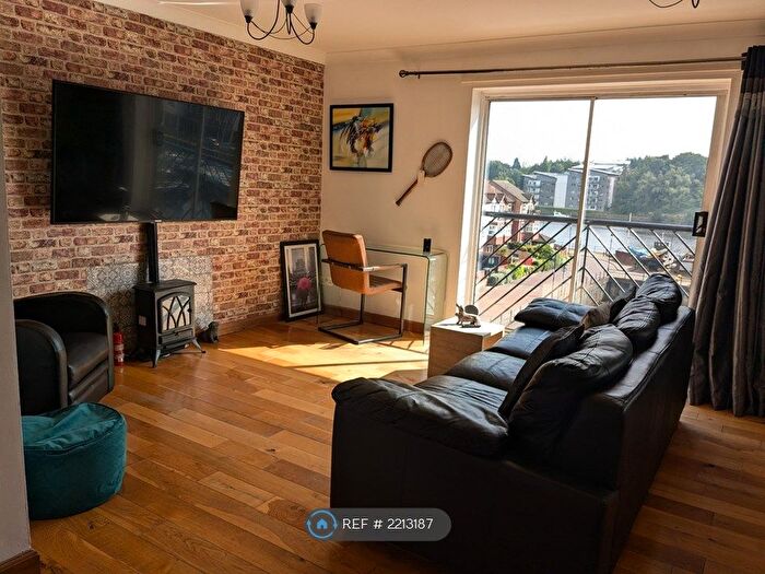 2 Bedroom Flat To Rent In Saint Lawrence Road, Newcastle Upon Tyne, NE6