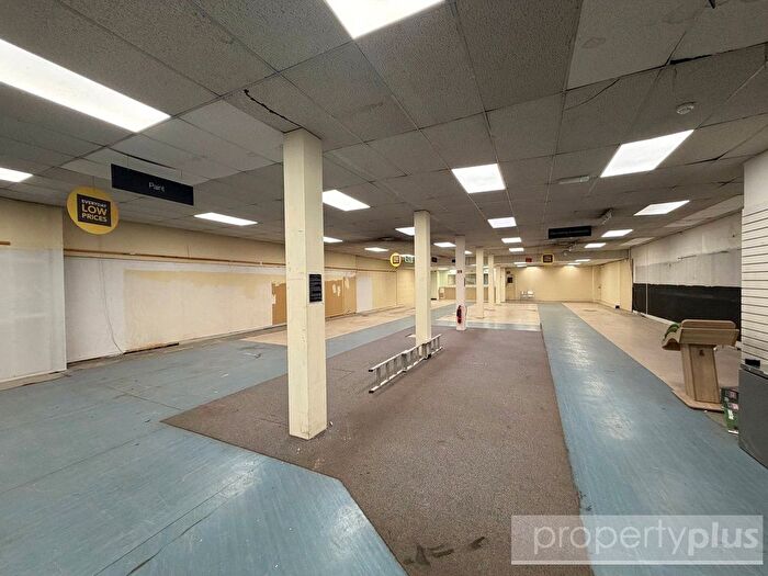 Detached House To Rent In Trealaw Road, Tonypandy, Rhondda Cynon Taff, CF40