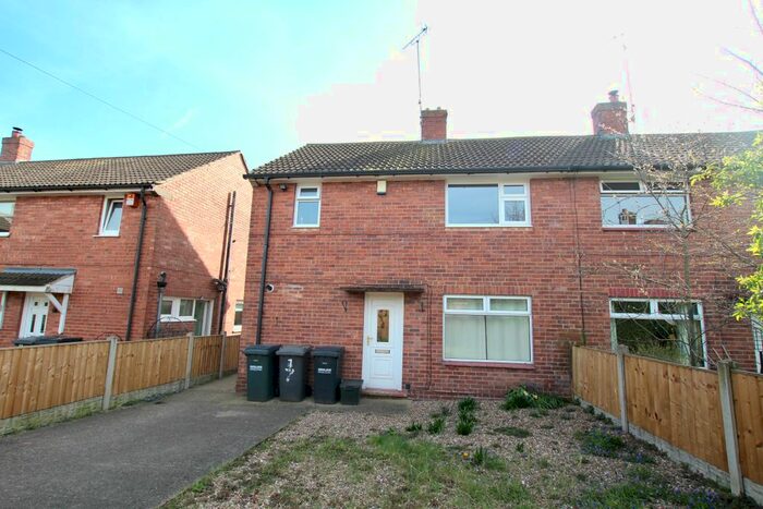 3 Bedroom Semi-Detached House To Rent In Holt Grove, Calverton, Nottingham, NG14
