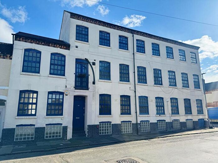 2 Bedroom Apartment To Rent In Hood Street, Northampton, NN1