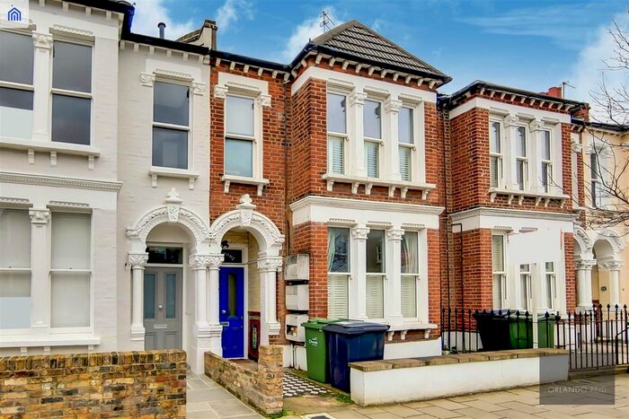 1 Bedroom Flat To Rent In Edgeley Road, Clapham, SW4