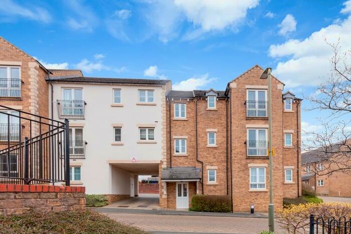 2 Bedroom Apartment To Rent In Rosemary Drive, Banbury, OX16