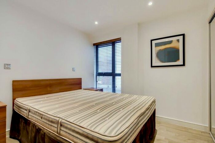 1 Bedroom Flat To Rent In Gun Street, Spitalfields, London, E1