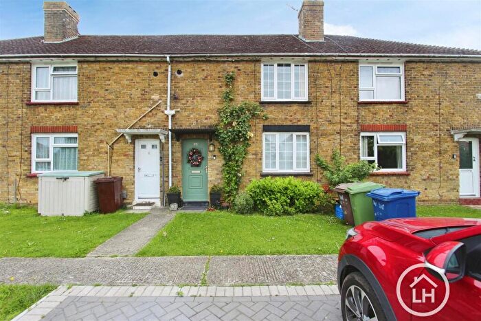 2 Bedroom House For Sale In Lower Road, Teynham, Sittingbourne, ME9
