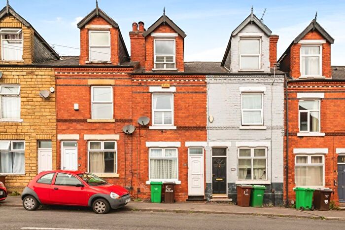 3 Bedroom Terraced House For Sale In Jubilee Street, Nottingham, Nottinghamshire, NG2