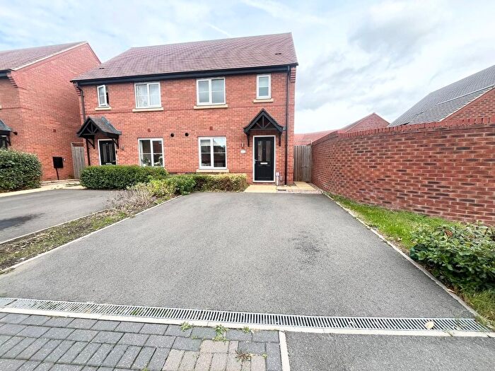 3 Bedroom Semi Detached House To Rent In Allington Place, Littleover, Derby, Derbyshire, DE23