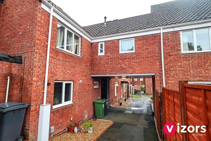 1 Bedroom Maisonette For Sale In Greystone Close, Church Hill South, Redditch, B98