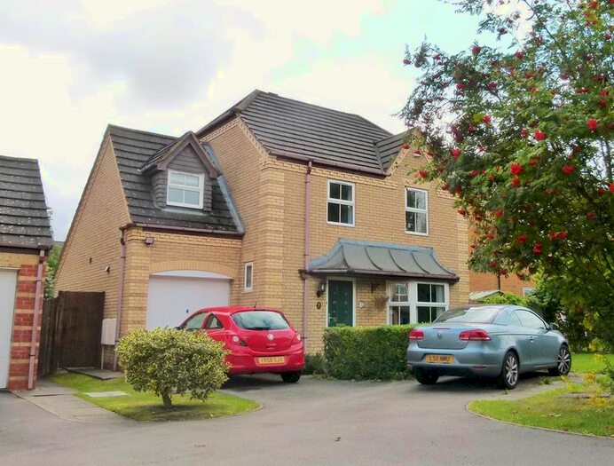 4 Bedroom Detached House To Rent In Grange Road, Barton-Le-Clay, MK45