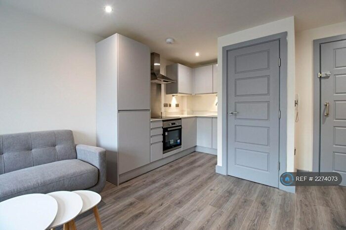 1 Bedroom Flat To Rent In Stanningley Road, Pudsey, LS28