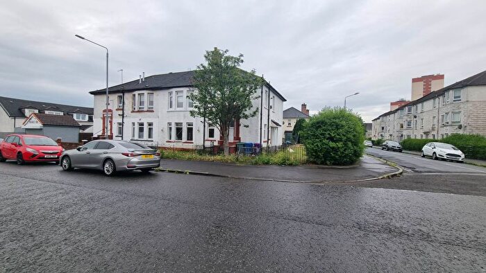 3 Bedroom Flat To Rent In Campsie Street, Glasgow, G21