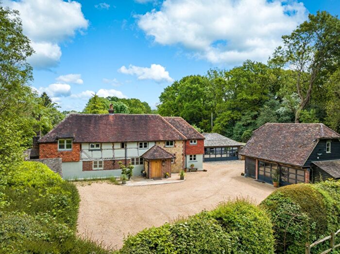 4 Bedroom Detached House For Sale In Windfallwood Common, Haslemere, Surrey, GU27