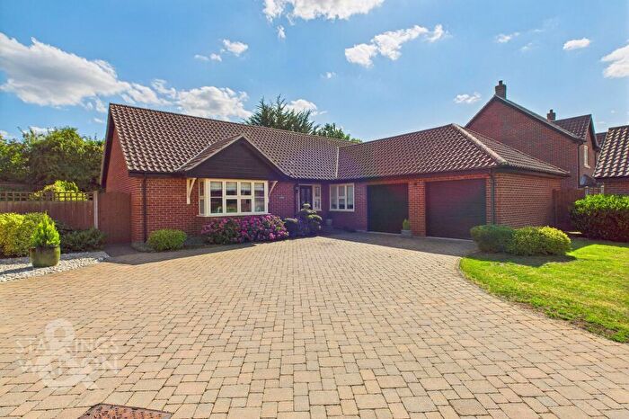 3 Bedroom Detached Bungalow For Sale In Hunts Mead, Forncett St. Peter, Norwich, NR16