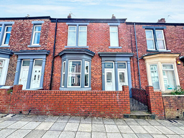 2 Bedroom Flat For Sale In Northcote Street, South Shields, Tyne And Wear, NE33