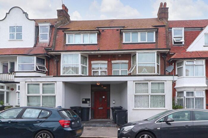 1 Bedroom Flat For Sale In Surrey Road, Cliftonville, Margate, CT9