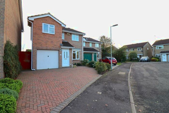 4 Bedroom Detached House To Rent In Roman Road, Gloucester, GL4