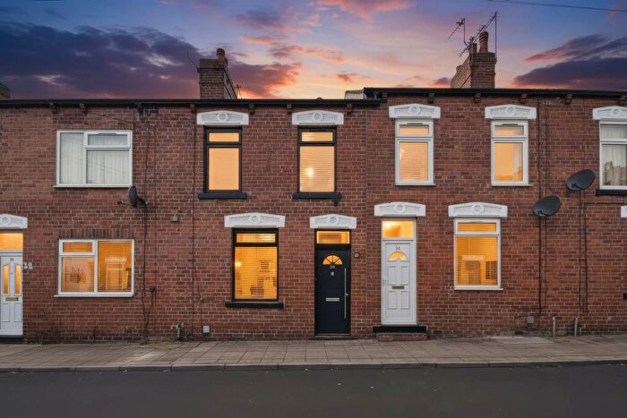 3 Bedroom Terraced House For Sale In Grafton Street, Glasshoughten, Castleford, West Yorkshire, WF10