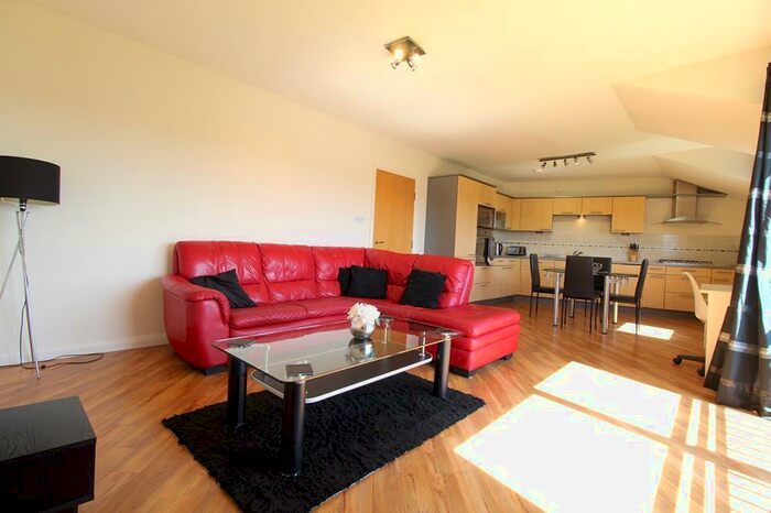 2 Bedroom Flat To Rent In Rubislaw View, Kepplestone, AB15