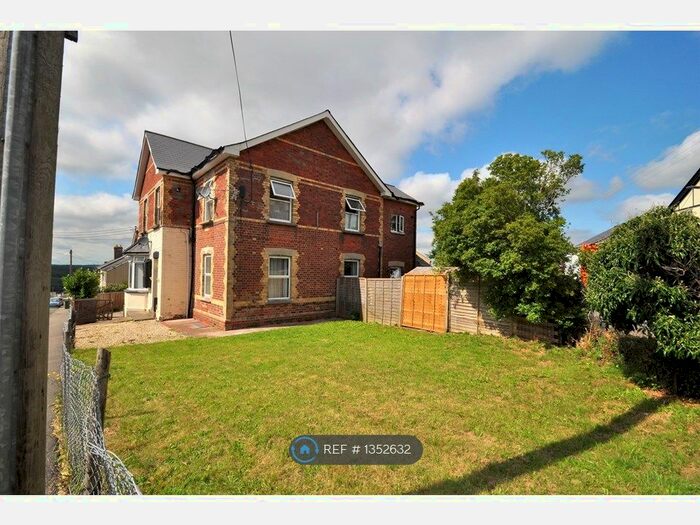 1 Bedroom Flat To Rent In Abbey Street, Cinderford, GL14