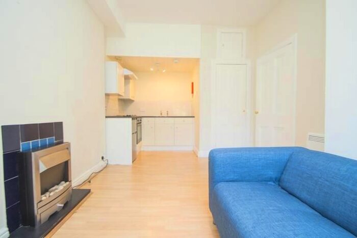 1 Bedroom Flat To Rent In Wardlaw Place, Gorgie, Edinburgh, EH11