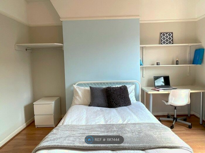 4 Bedroom Terraced House To Rent In Balcarres Avenue, Liverpool, L18