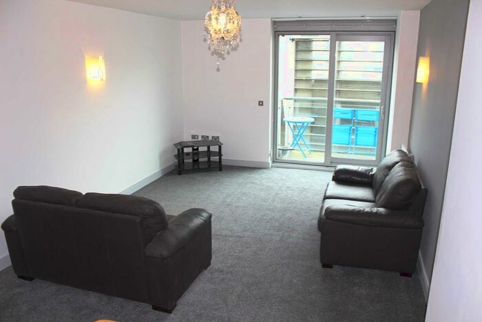 2 Bedroom Apartment To Rent In Great Northern Tower, Watson Street, M3