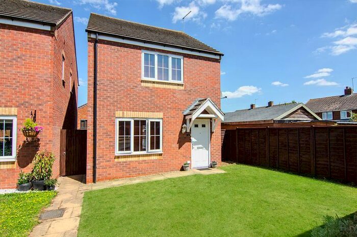 3 Bedroom Detached House For Sale In Gorsey Close, Handsacre, Rugeley, WS15