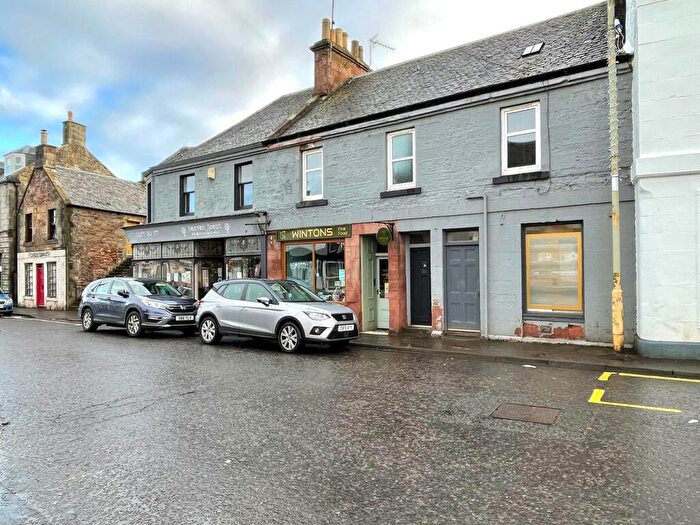 2 Bedroom Flat For Sale In South Street, Milnathort, KY13