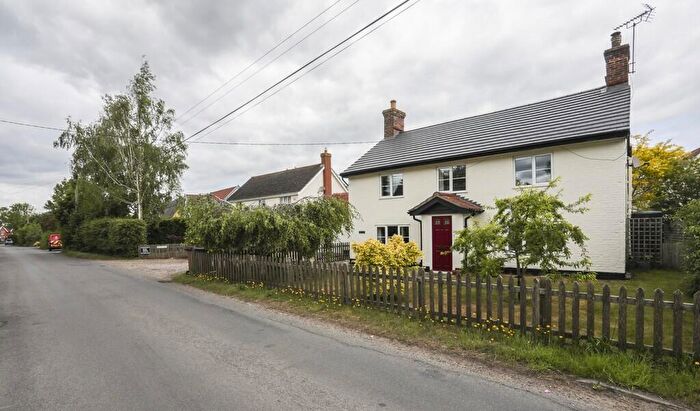 4 Bedroom Detached House For Sale In Cross Street, Hoxne, IP21
