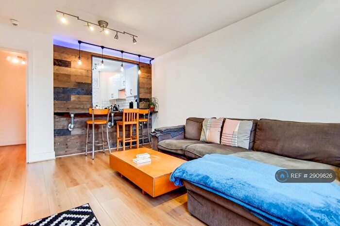 3 Bedroom Flat To Rent In Northwold Rd, London, E5