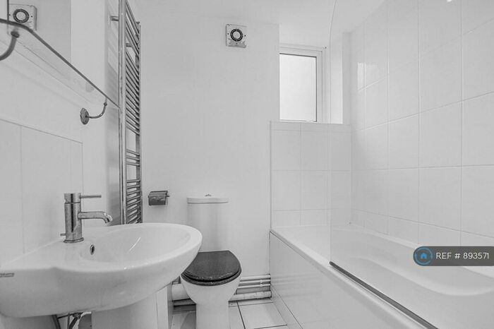 1 Bedroom Flat To Rent In Time House, Leicester, LE1