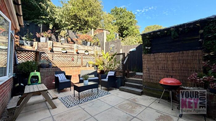 3 Bedroom End Of Terrace House For Sale In Tunstall Road, Canterbury, Kent, CT2